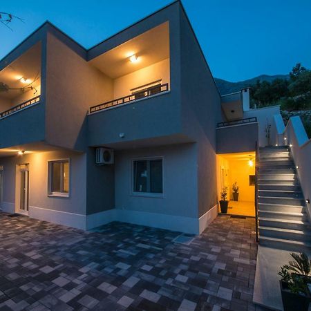 Apartmani Spiline - Mia Baska Voda Exterior photo