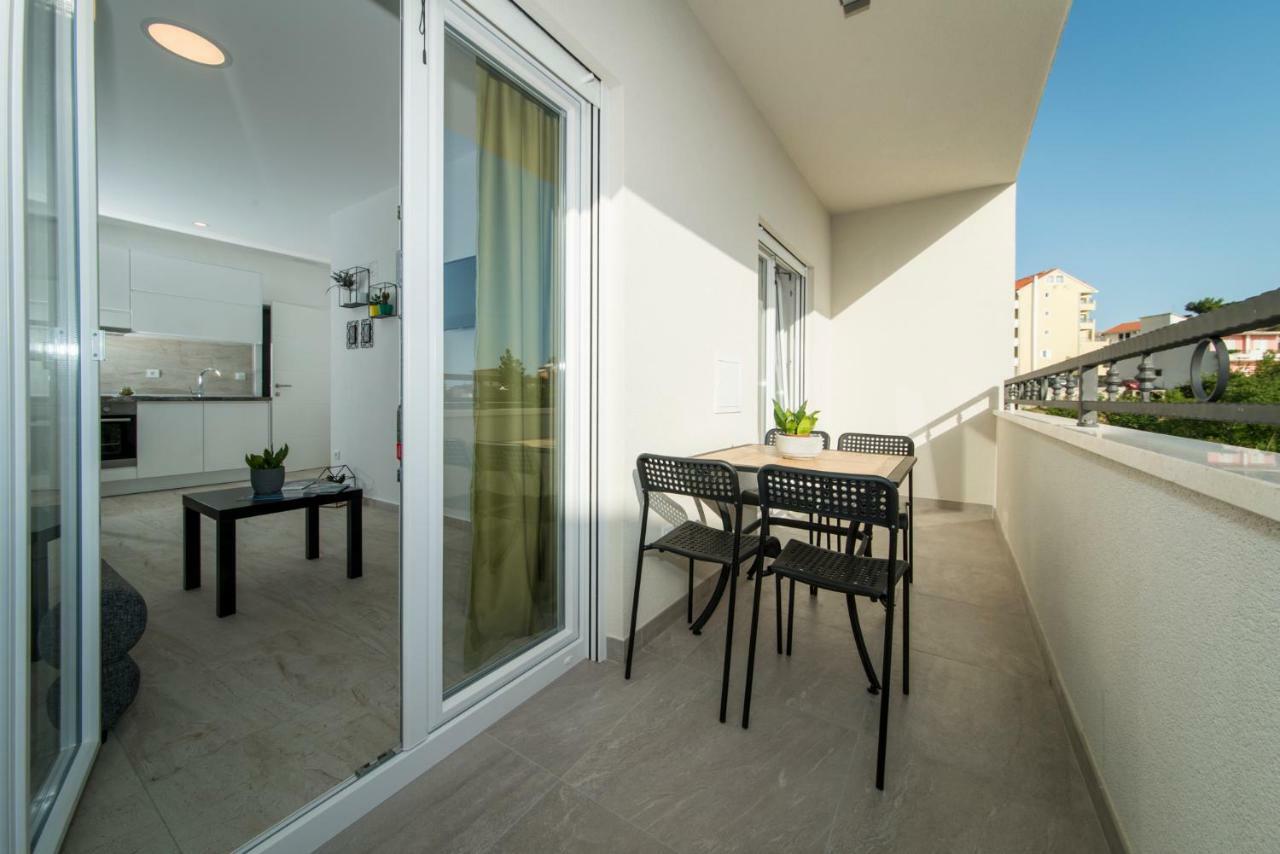 Apartmani Spiline - Mia Baska Voda Exterior photo